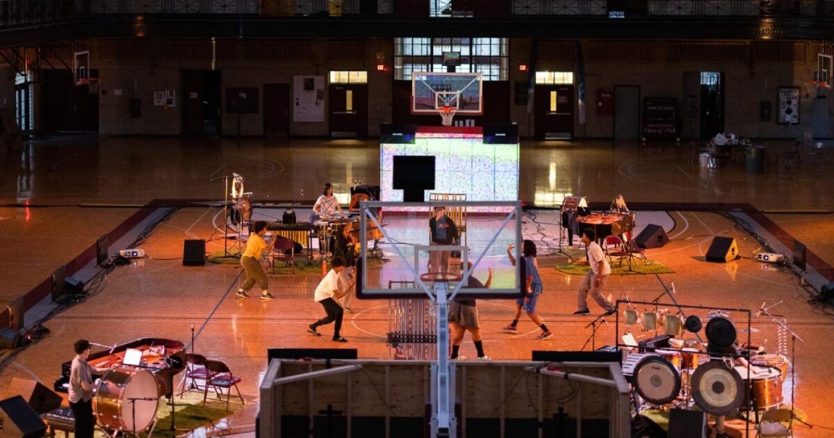 Van basketbalbeweging tot gedicht tot show op Carnegie International