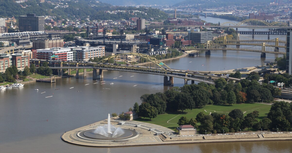 Pittsburgh ziet een stijging van de bevolking terwijl de grotere regio afneemt