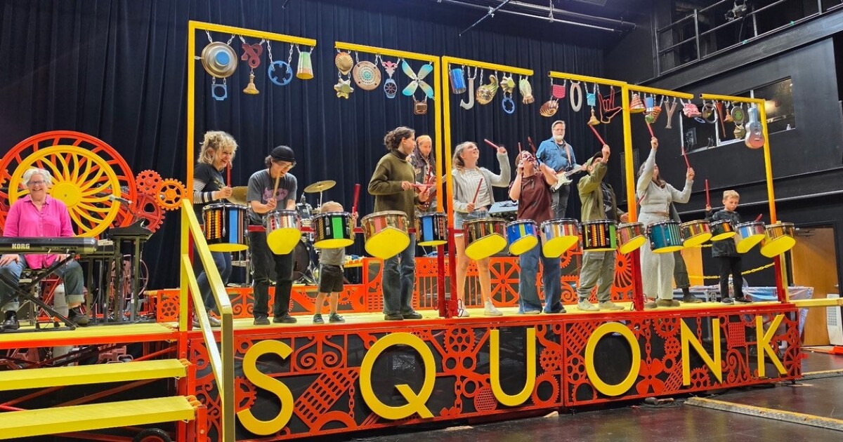 Pittsburgh's Squonk debuteert 'Joy Machine' op Three Rivers Arts Festival