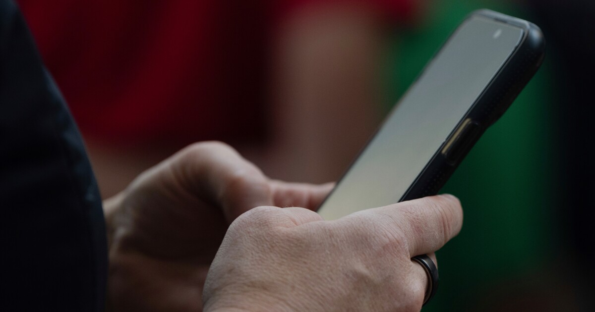 Te midden van verwarring over oplichting zou Bill Pa. verbieden sms-berichten te gebruiken om schulden te innen