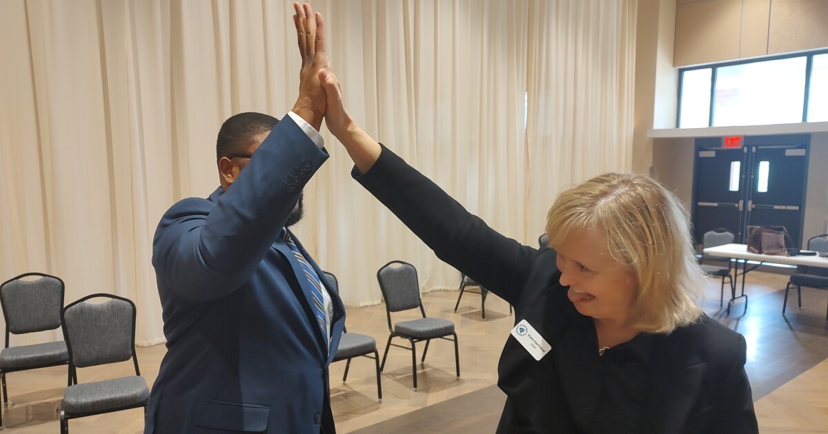 De Democraten in Allegheny County steunen Garfinkel als partijvoorzitter en bevestigen een meer progressieve koers