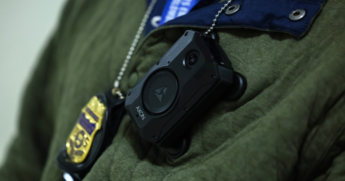 Het DHS beloofde bodycams voor alle immigratieagenten. Maanden later is dat nog steeds niet gebeurd