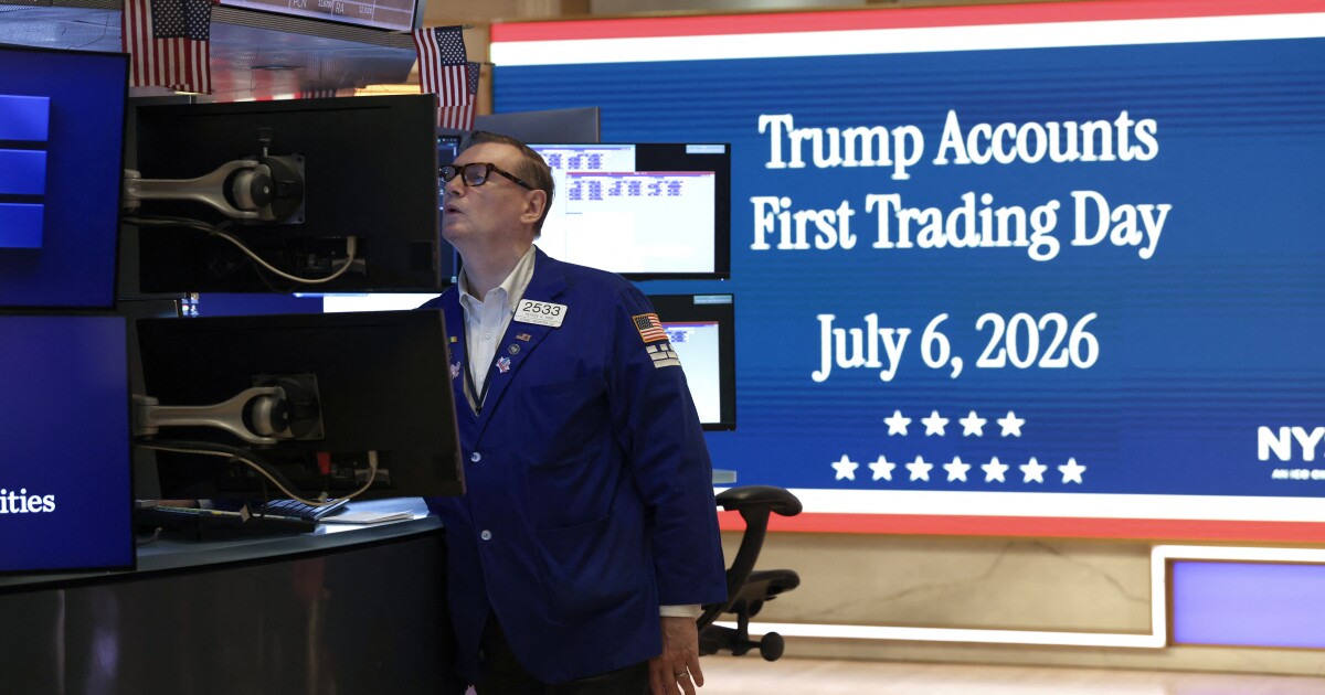 Moet u uw kinderen aanmelden voor Trump Accounts? Vier dingen om te overwegen