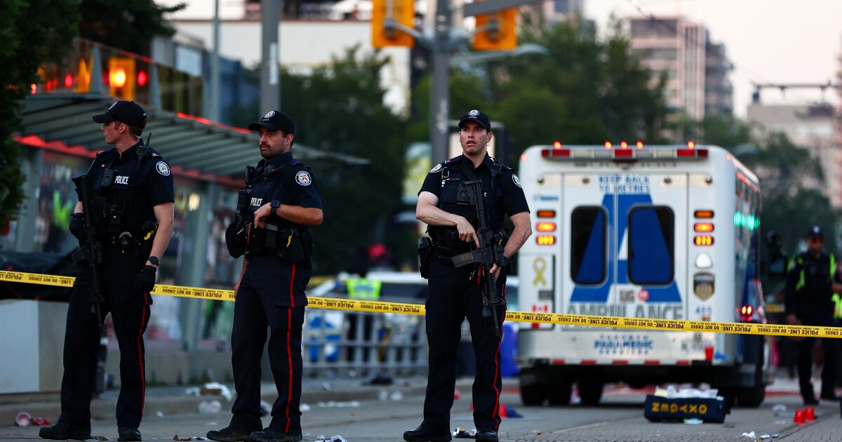 Politie Toronto zoekt verdachten na dodelijke schietpartij op festival