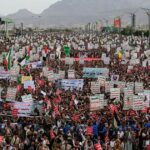 Te midden van de oorlog tussen de VS en Iran kondigen Houthi’s een blokkade af van een andere belangrijke zeestraat: Bab el-Mandeb