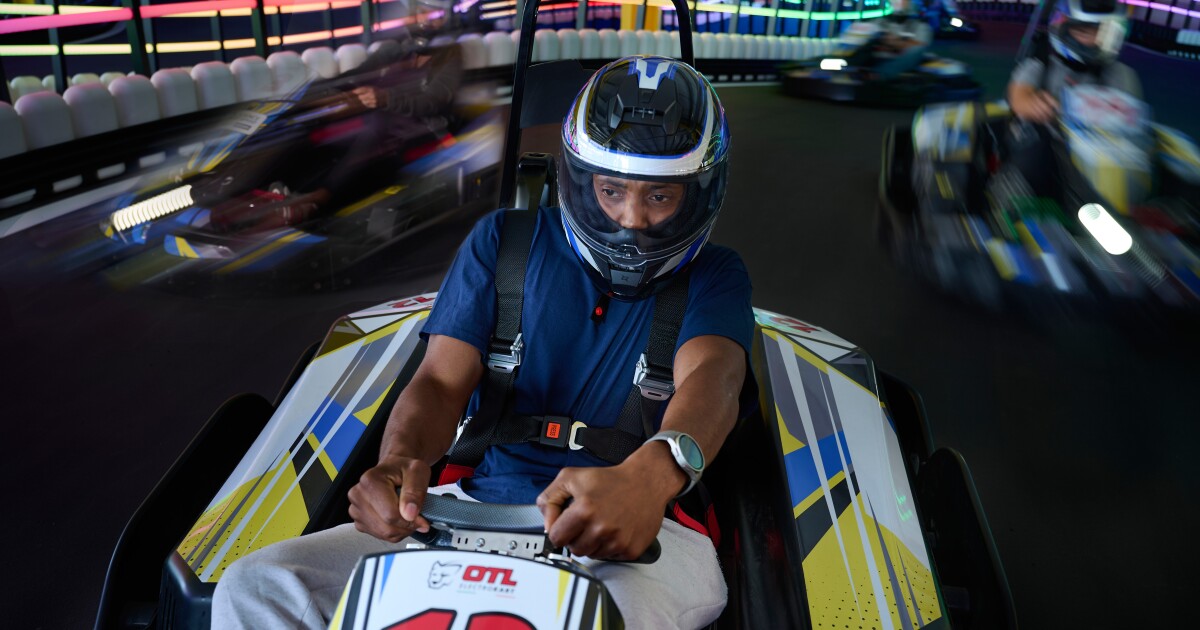 De tentoonstelling Science Center brengt een indoor elektrische kartbaan naar Pittsburgh