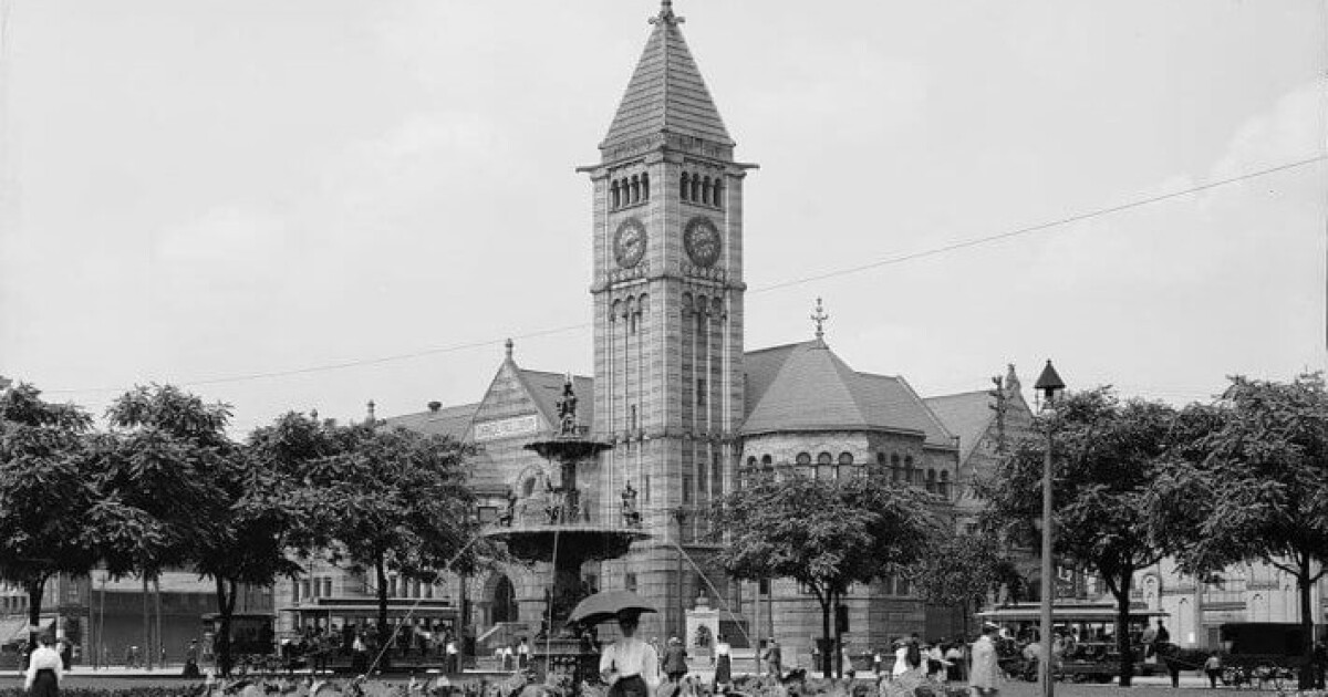 Film vertelt het verhaal van een monumentaal theater in North Side Pittsburgh