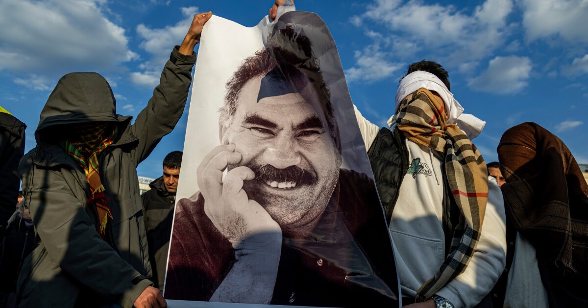Het Turkse parlement keurt een pardon-achtig wetsvoorstel goed voor duizenden PKK-militanten