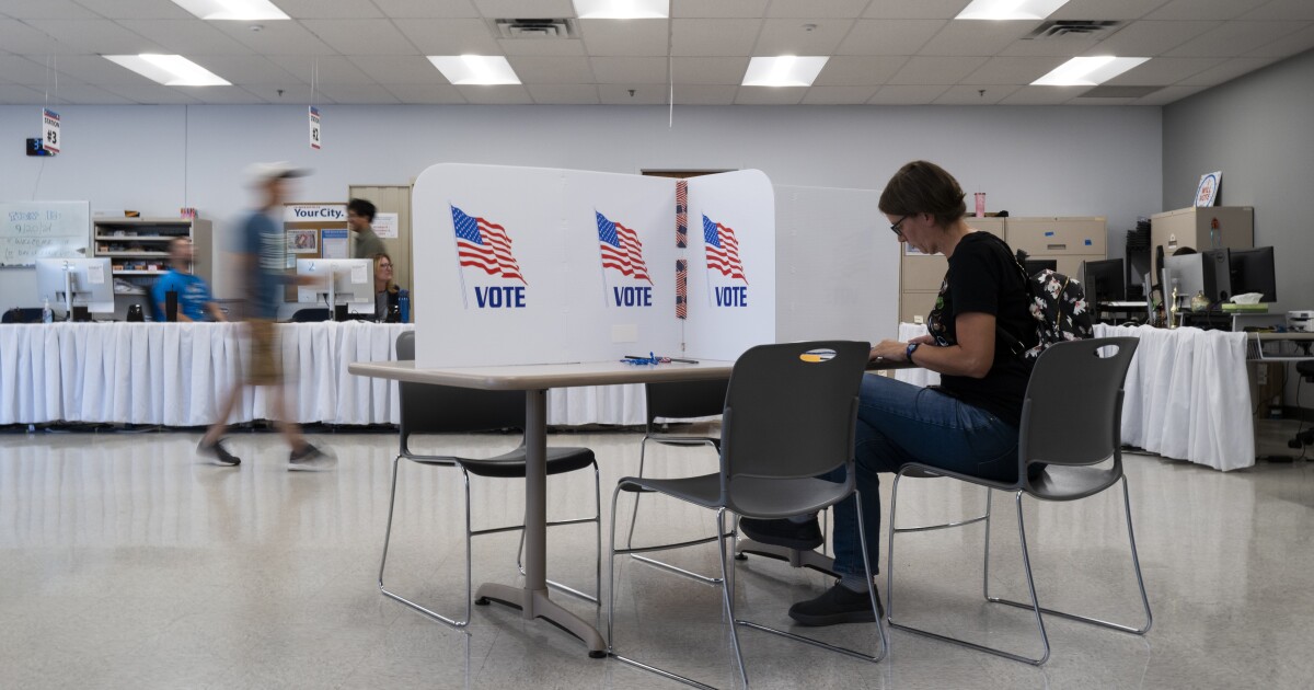 In Minnesota en Wisconsin zullen competitieve voorverkiezingen opnieuw de macht van progressieve kandidaten op de proef stellen