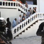 18 verdachten beschuldigd van de moord op de president van Haïti in 2021 en uitgeleverd aan de VS