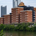 Allegheny County Council overweegt wetsvoorstel dat betrekking heeft op gevangenispersoneel en overuren