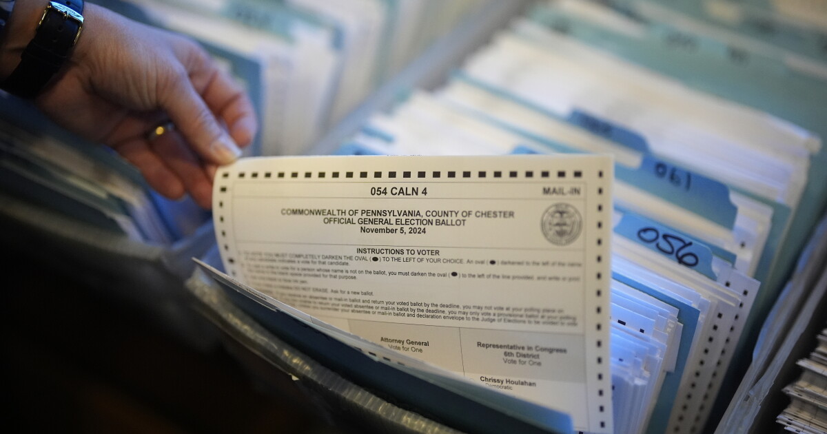 In Allegheny County en daarbuiten bereiden ambtenaren zich voor op verkiezingen terwijl Trump de regels probeert te veranderen