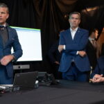 Onder verwijzing naar de ‘Deep State’ herziet Trump de inlichtingengemeenschap