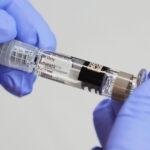 Pa. artsen dringen er bij mensen op aan zich te vaccineren tegen griep, COVID-19 en RSV; federale begeleiding blijft mager