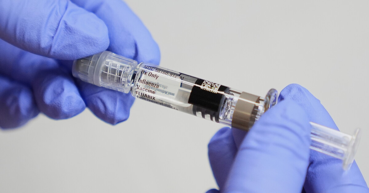 Pa. artsen dringen er bij mensen op aan zich te vaccineren tegen griep, COVID-19 en RSV; federale begeleiding blijft mager