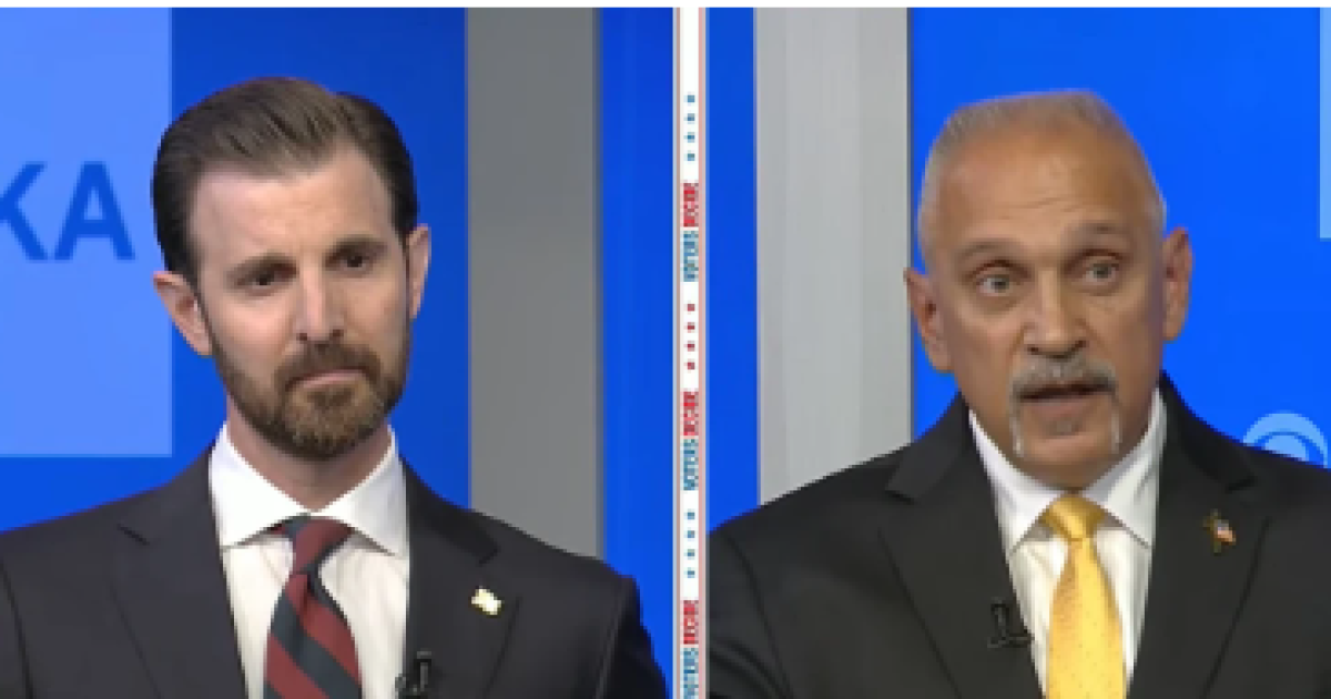 Deluzio en Guy ontmoeten elkaar voor een geladen debat in de 17e Congressional District-race