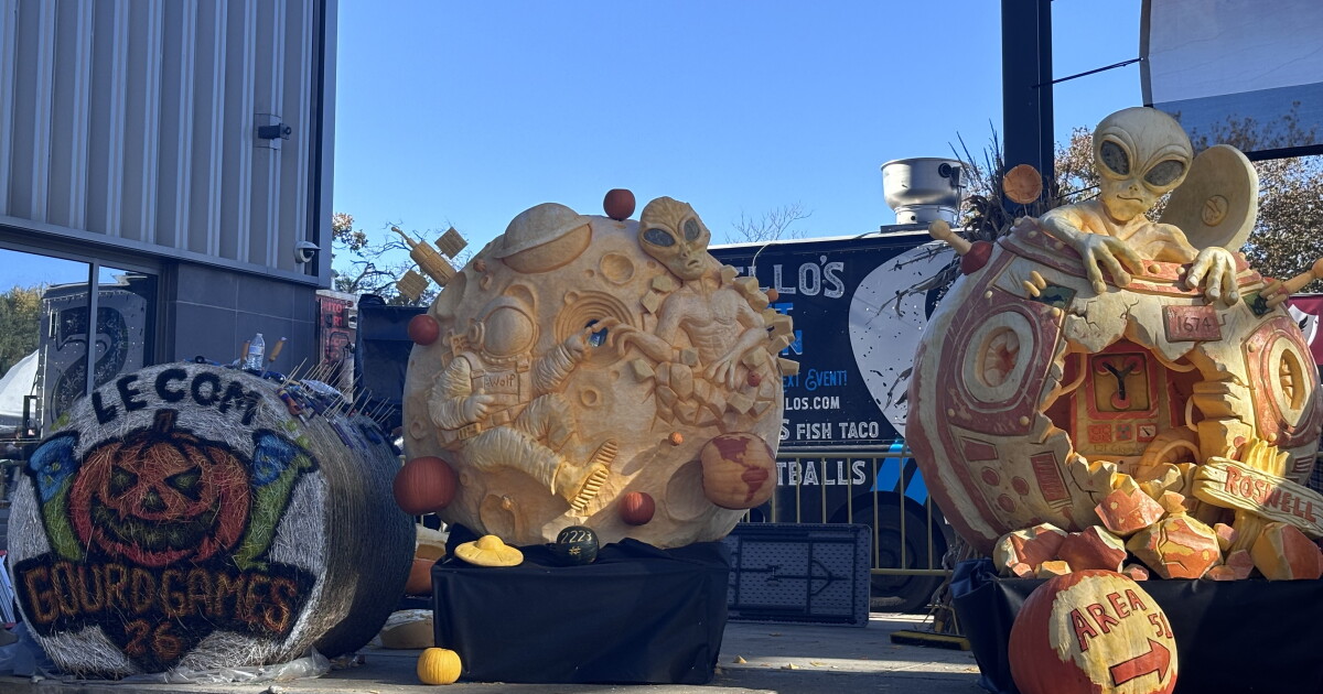 Het Pittsburgh Monster Pumpkins Festival barst los in het Strip District