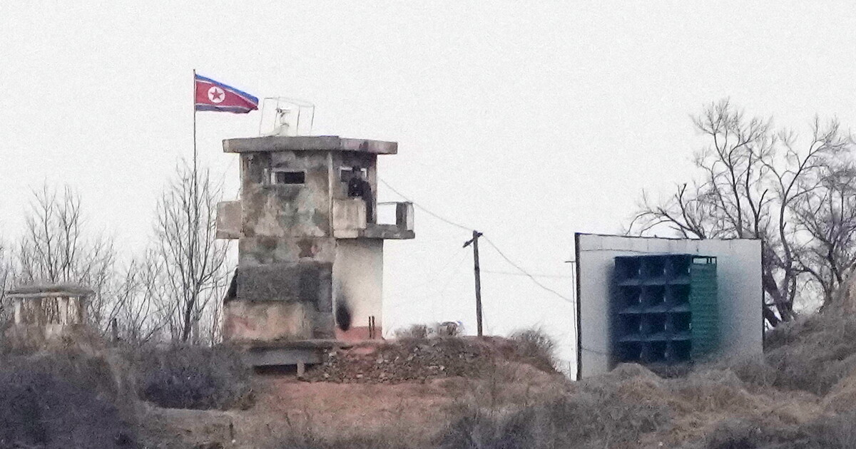 Noord-Korea zegt dat het de propaganda-uitzendingen over de grens naar Zuid-Korea zal hervatten