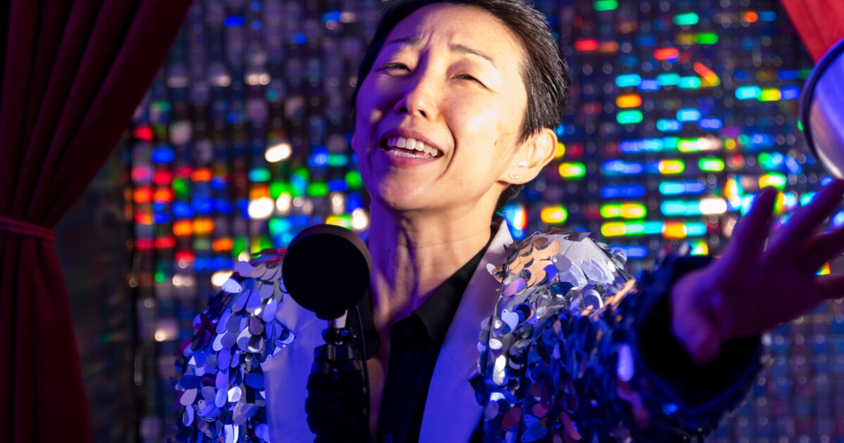 Verdriet, adoptie, karaoke: de reis van een choreograaf op het podium van Kelly Strayhorn Theatre